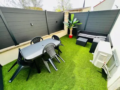 Jardin de l'établissement Nos 3 spas de bourgogne (3minutes de Beaune)
