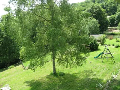 Jardin de l'établissement Les Grillons du Morvan