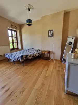 Plan de l'établissement 2 CHAMBRES DANS MAISON EN PIERRE ATYPIQUe