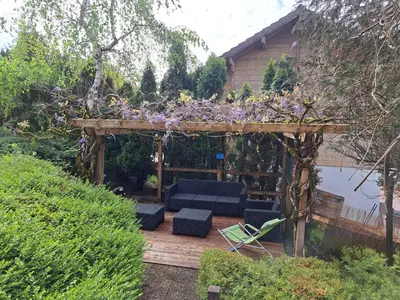 Jardin de l'établissement Le refuge du hérisson