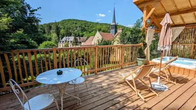 Vue générale sur la montagne ou vue sur la montagne depuis le lodge