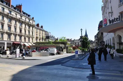 Clients de l'établissement Le Darcy, grand appartement centre ville Dijon, proche gare