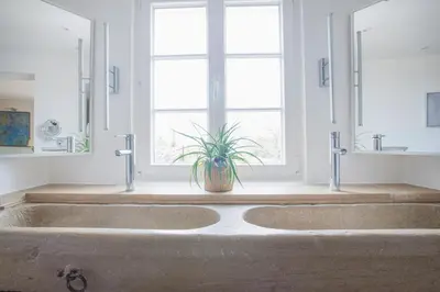 Salle de bains dans l'établissement Villa Emma