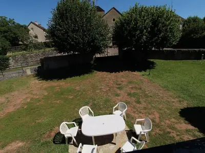 Jardin de l'établissement Agréable maison de campagne 12 voyageurs