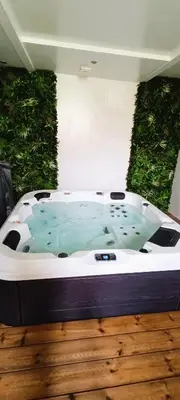 Plan de l'établissement Gte du moulin brochat avec espace jacuzzi commun