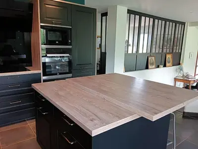 Cuisine ou kitchenette dans l'établissement Maison Cluny