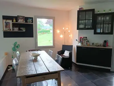 Cuisine ou kitchenette dans l'établissement Maison Cluny