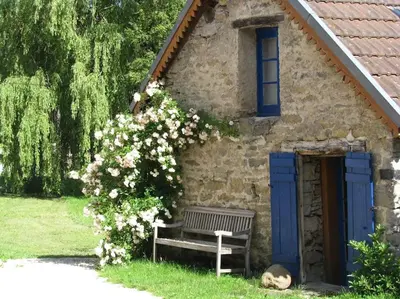 Jardin de l'établissement La Maison de Julienne en Bourgogne