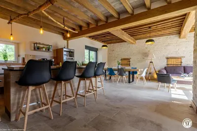 Coin salon dans l'établissement Gîte de Savenay
