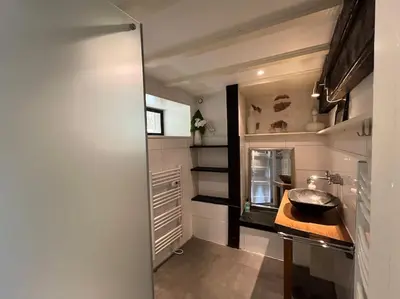 Cuisine ou kitchenette dans l'établissement Martin-Pêcheur prox. Settons
