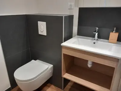 Salle de bains dans l'établissement CHAMBRE D HOTES AU COEUR DE MEURSAULT