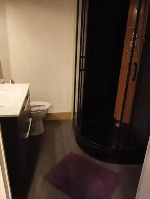 Salle de bains dans l'établissement L'orée des 3 Rivières