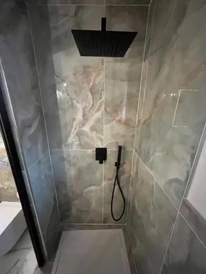 Salle de bains dans l'établissement appart hôtel le 8 LE DUPLEX