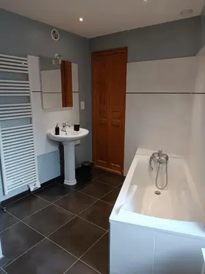 Salle de bains dans l'établissement La croisée des hautes côtes