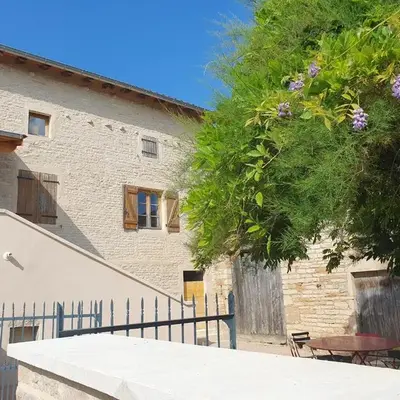 Le Clos Violet Holiday Home For 6 - Escapade en Bourgogne