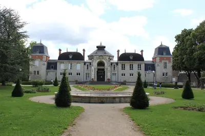Jardin de l'établissement Appart' Le 16, 2 chambres, 7 personnes, tout confort, avec terrain