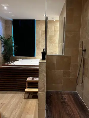 Salle de bains dans l'établissement Bella Notte Spa