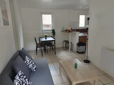 Cuisine ou kitchenette dans l'établissement Maison à Pouilly en Auxois