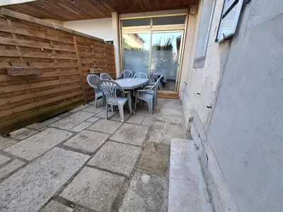 Balcon ou terrasse dans l'établissement Le-bon-appart de plain-pied avec terrasse