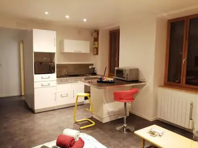 Cuisine ou kitchenette dans l'établissement La chambre de Zé