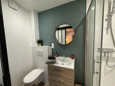 Salle de bains dans l'établissement Résidence République