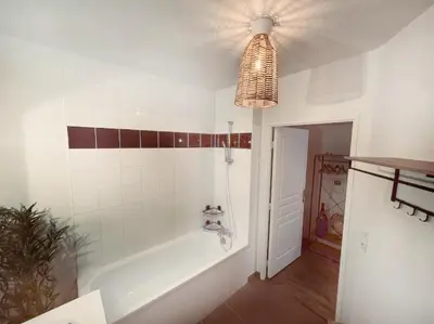Salle de bains dans l'établissement Vinea urbana