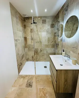 Salle de bains dans l'établissement Cocon Bourguignon