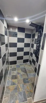 Salle de bains dans l'établissement Agréable maison 8 personnes WIFI et clim