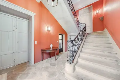 Plan de l'établissement Écrin exclusif au sein d'un château en Bourgogne