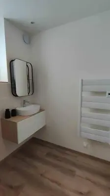 Un ou plusieurs lits dans un hébergement de l'établissement Tout confort. Appartement 2 pers. centre-ville