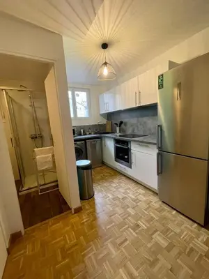 Cuisine ou kitchenette dans l'établissement Le lotus 71