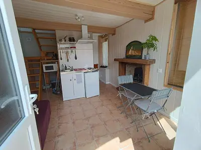 Cuisine ou kitchenette dans l'établissement La coco's house