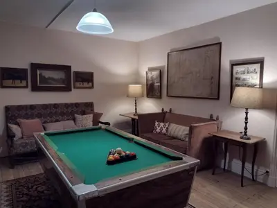 Billard dans l'établissement Castle Of Saint Germain Des Rives