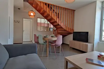 Coin salon dans l'établissement Superbe duplex « le Grévy »