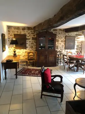 Coin salon dans l'établissement La Maison Rose