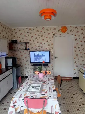 Cuisine ou kitchenette dans l'établissement Entre Bresse et Jura