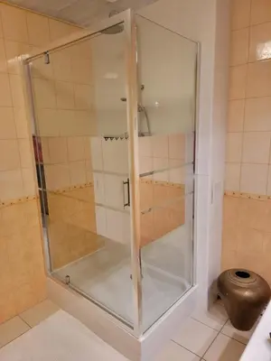 Salle de bains dans l'établissement Domaine Bassy
