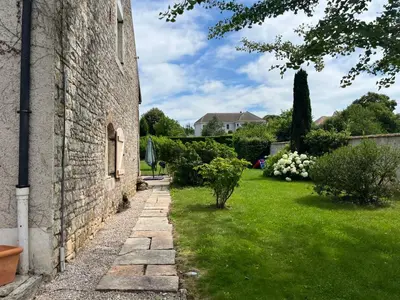 Jardin de l'établissement Les chambres de Mila