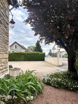 Jardin de l'établissement Au Raisin de Bourgogne