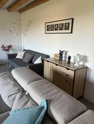 Coin salon dans l'établissement Maison Loft au pied des Vignes