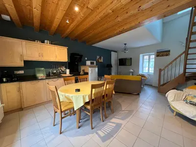 Cuisine ou kitchenette dans l'établissement Gite des laitières en bourgogne