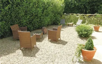 Jardin de l'établissement Stunning Home In Ruffey Les Beaune