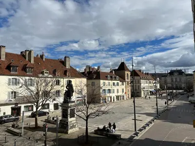 Quartier de l'appartement ou autre quartier proche