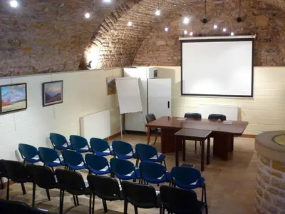 Espace de conférence ou salle de réunion dans l'établissement Appart Hotel Charles Sander