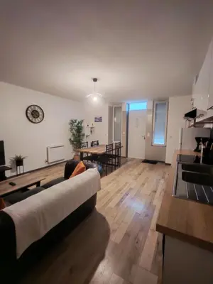 Cuisine ou kitchenette dans l'établissement Appartement Cosy