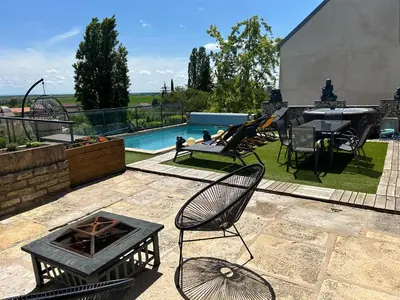 Piscine de l'établissement La maison du chêne ou située à proximité