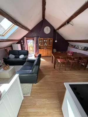 Coin salon dans l'établissement La Maison du bonheur - Gîte RULINA - Corancy