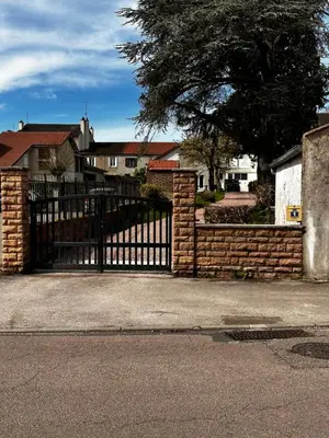 Quartier de la villa ou autre quartier proche