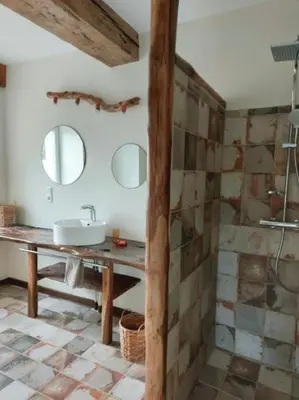 Salle de bains dans l'établissement Crisoline