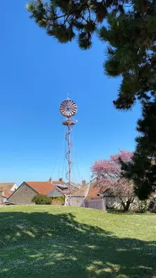 Jardin de l'établissement La Belle Marguerite, appartement privé dans maison